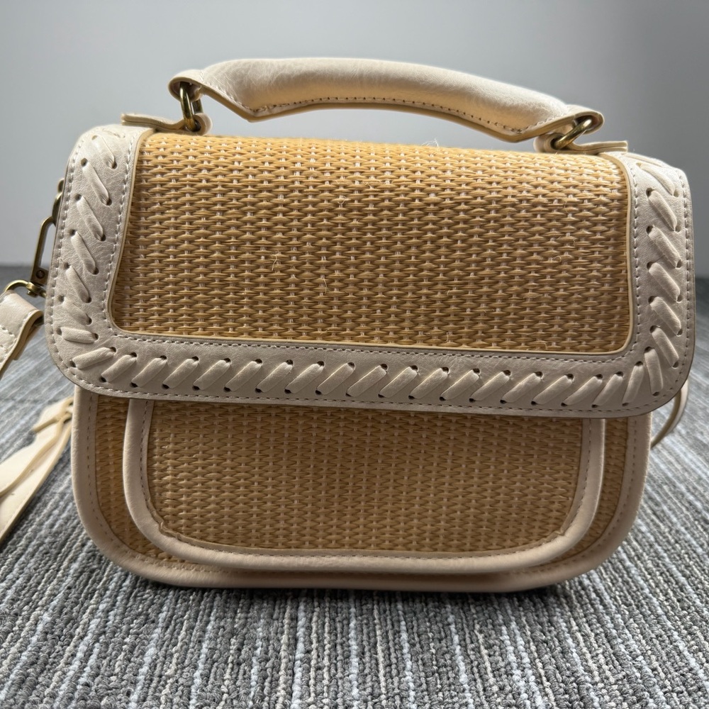 Pioneer Woman Cream and Tan Woven Crossbody Bag